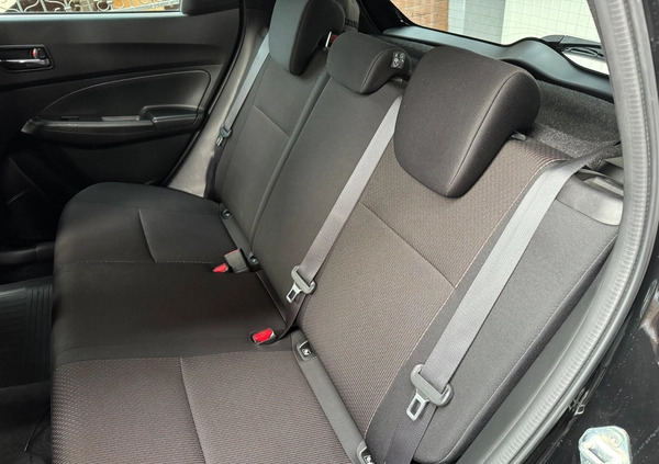 Suzuki Swift cena 72500 przebieg: 38000, rok produkcji 2018 z Bydgoszcz małe 704